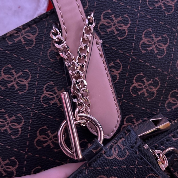 Rylan Monogram, Guess Top Zip Tote - Picture 10 of 11